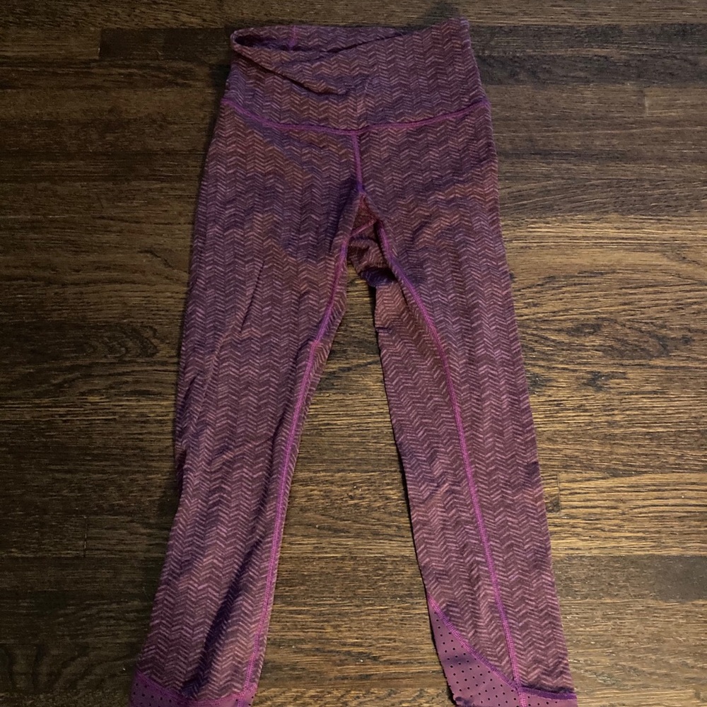 Lululemon leggings!